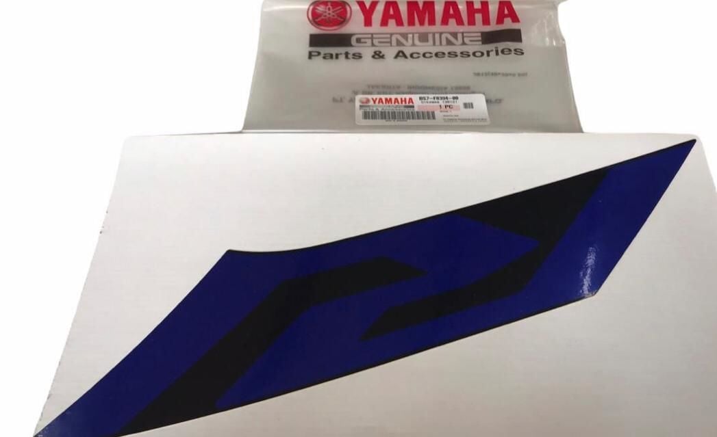 Orijinal Yzf R25 2019 Sağ Mavi Grenaj Sticker BS7F839400