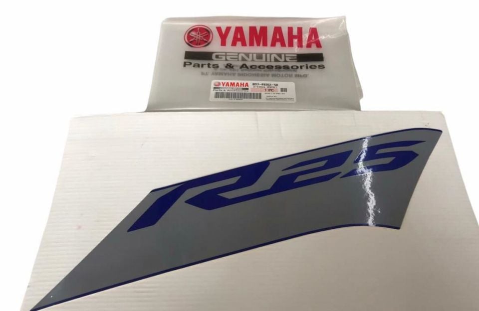 Yzf R25 2020 Orjinal Sol Mavi Grenaj Sticker BS7F839150