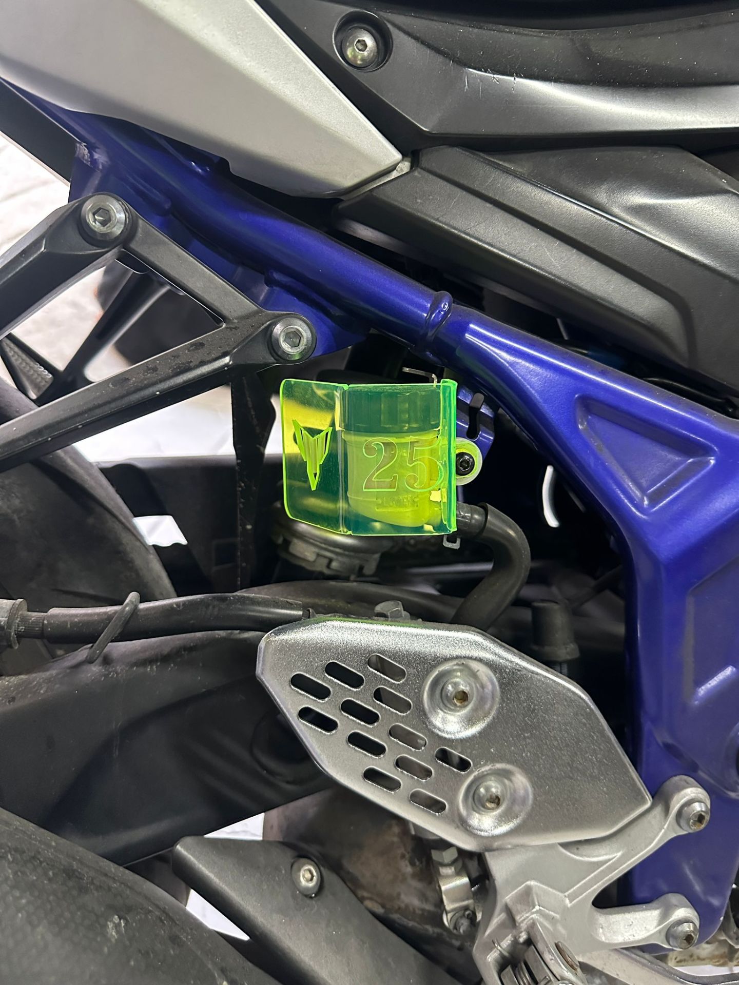 Yamaha Mt-25 Arka Hidrolik Kapak Aksesuarı