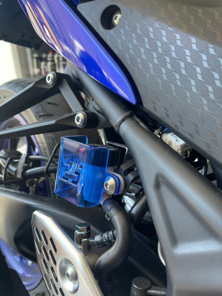 Yamaha Yzf R25 Arka Hidrolik Kapak Aksesuarı