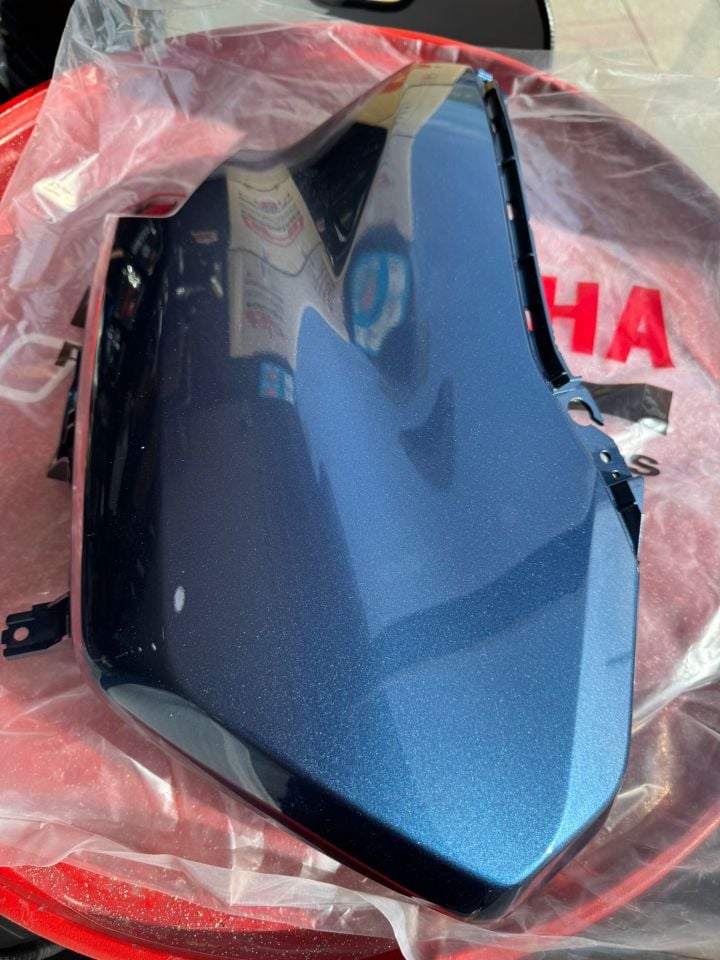 Orijinal Nmax 125-155 2021-24  Sağ Kafa Grenajı Deeb Blue B6HF837700PD