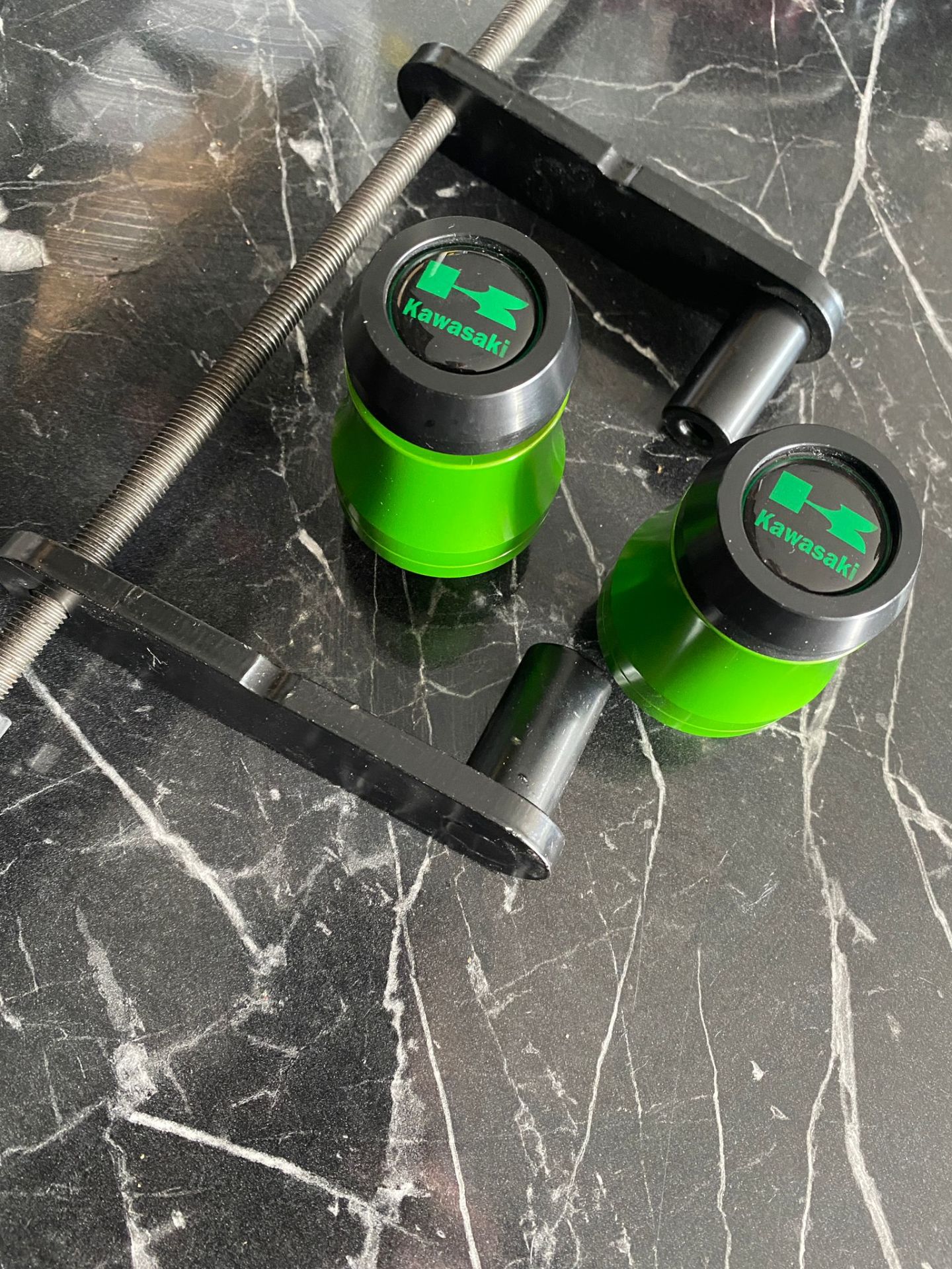 Kawasaki Ninja 250R Koruma Takozu