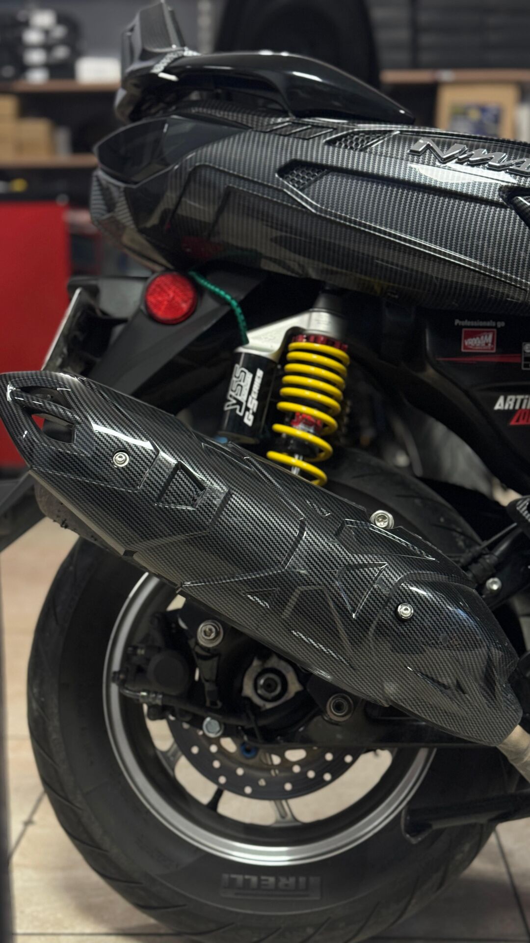 Nmax 125-155 2021-25 1.Model Egzoz Koruma Karbon Kapak