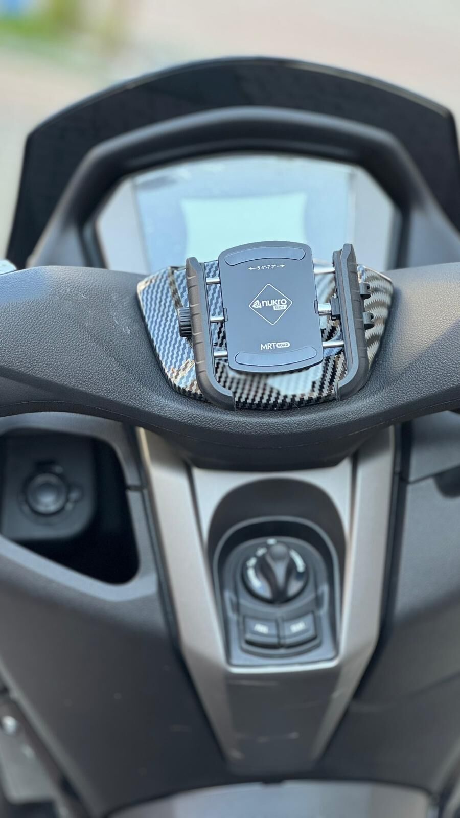 Nmax 125-155 2021-24 Road Karbon Kapaklı Telefon Tutucu