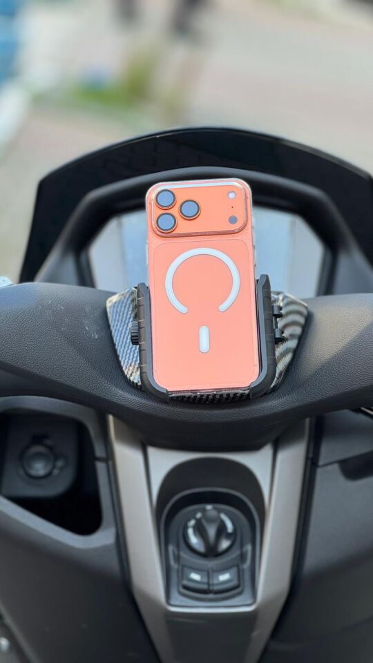 Nmax 125-155 2021-24 Road Karbon Kapaklı Telefon Tutucu