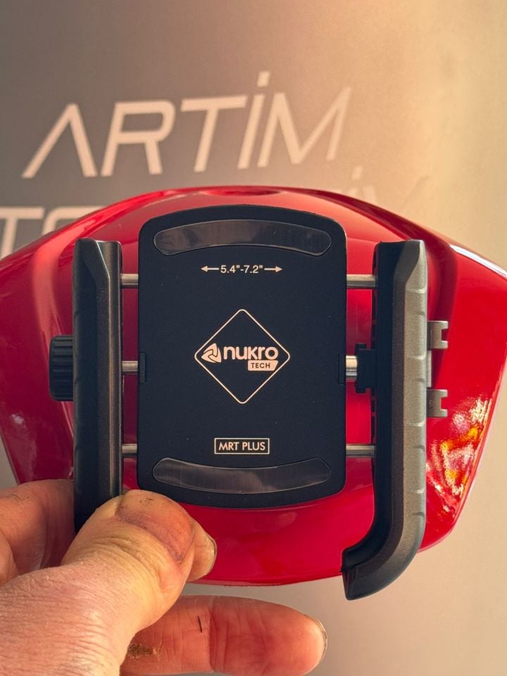 Nmax 2021-24 Kırmızı Orijinal Kapaklı Telefon Tutucu