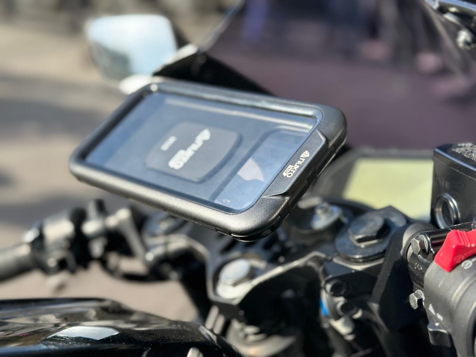 Yzf R25 Nukrotech M18 Kapalı Telefon Tutucu
