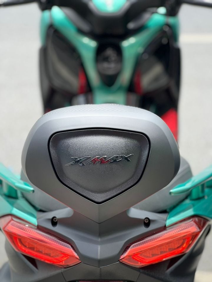 Xmax 250-300 2018-23 Arka Sırt Dayama-Sissy Bar Mat Siyah