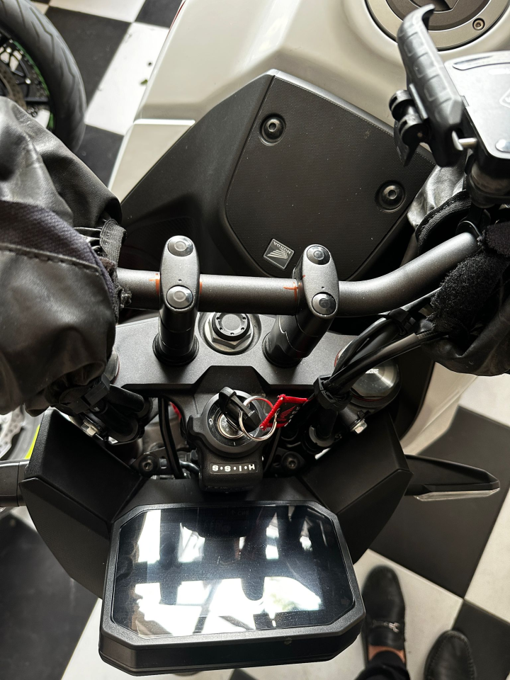 Honda Hornet 750  Gidon Yükseltme 2.5 Cm