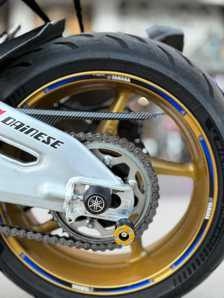 Yamaha Mt-10 Ön Arka Aks Takozu