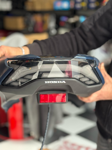 Pcx 125 2021-24 Rgb Modifiye Füme Sinyalli Stop Komple