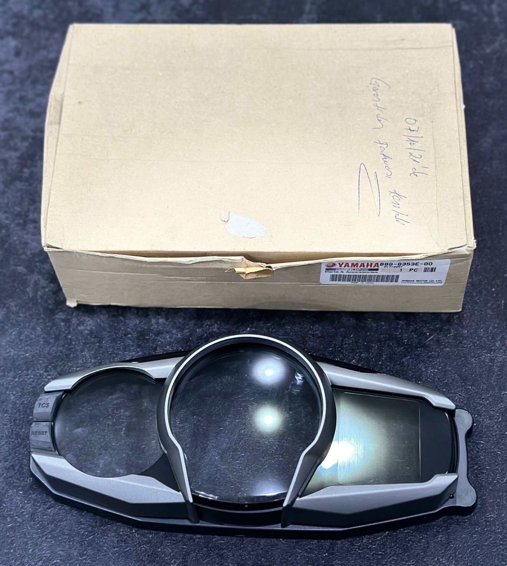 Yamaha Fjr 1300 2016-2024 Orijinal Gösterge Camı-Km Camı B88-8353E-00