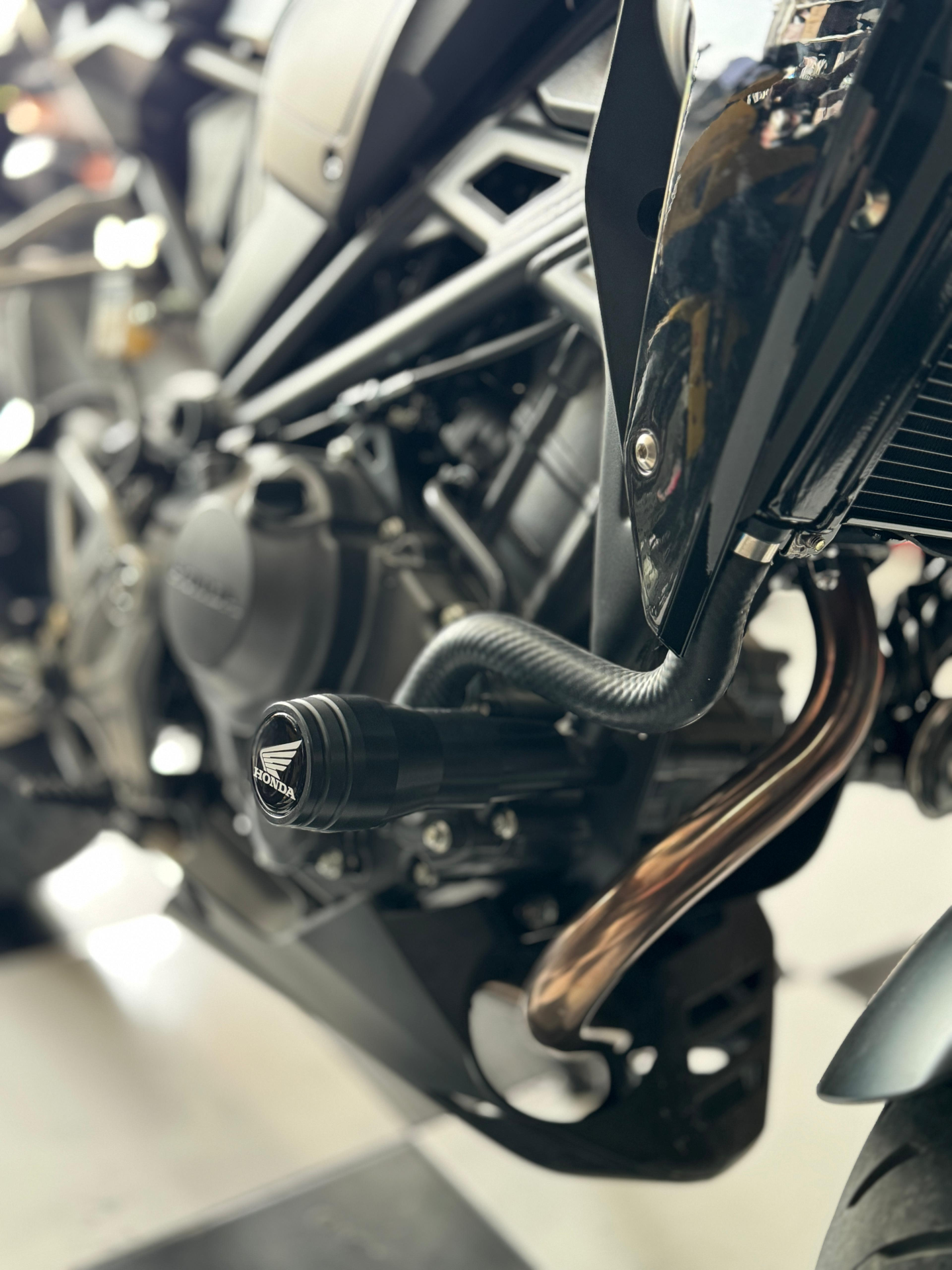 Cb 250R Koruma Takozu