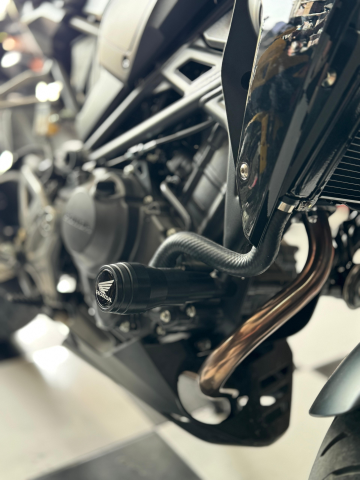 Cb 250R Koruma Takozu
