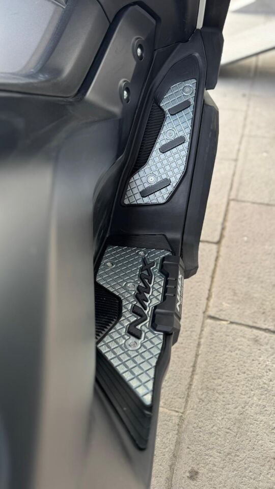 Nmax 125 Tech-Max 125 2025-26 Korumalı Basamak Pas Seti