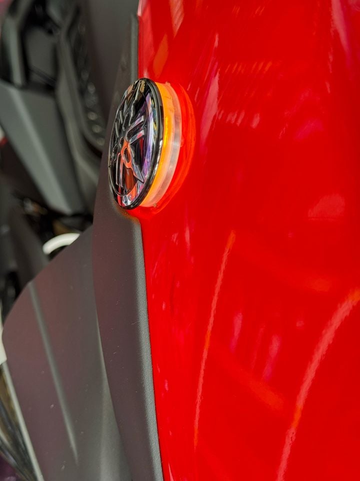 Xmax Işıklı Premium Logo