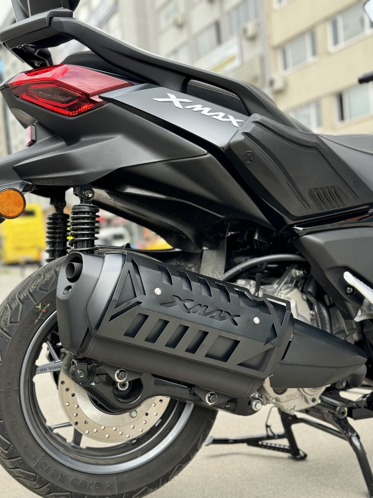 Xmax 250-300 2018-2024 Egzoz Koruma Demiri İthal