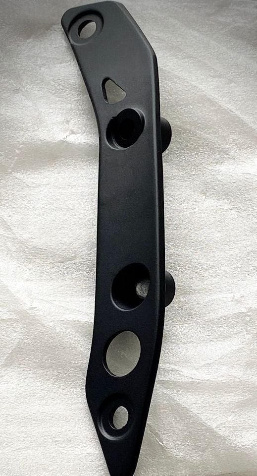 Xmax 2018-23 Orijinal Ön Cam Sol Alt Tutucu Demir B74F832200