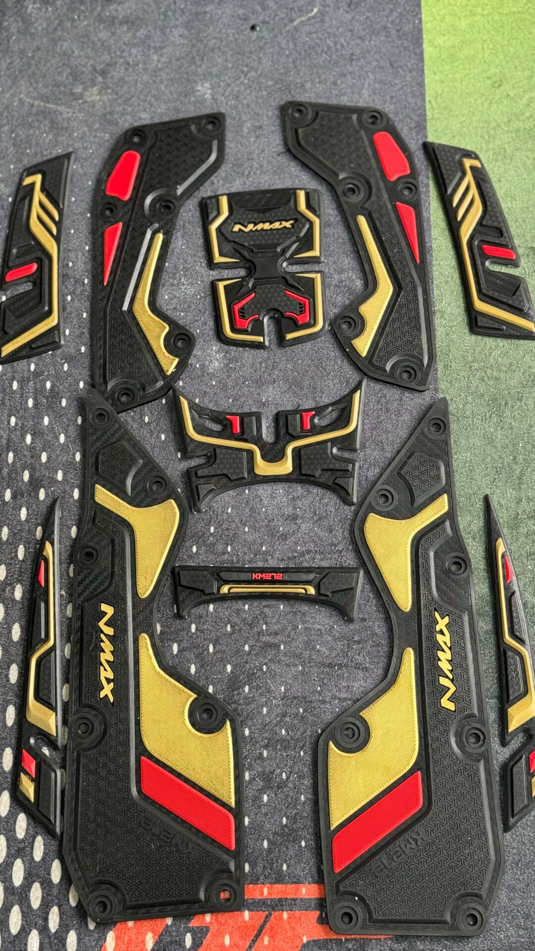 Nmax 125-155 2021-24 Paspas Ve Tankpad Set