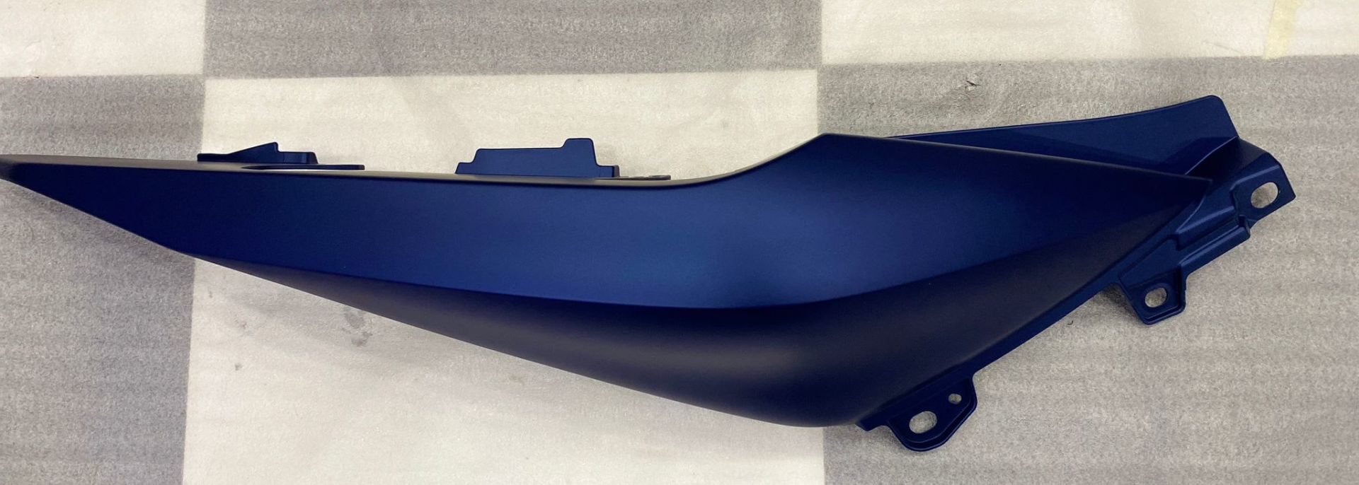 Xmax 250 2018-23 Orijinal Mat Mavi Sağ Arka Kuyruk Grenajı