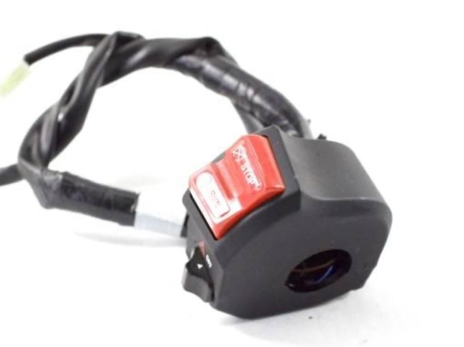 Mt-07 Orijinal Sağ Kütük Sağ Buton 2021-24 BAT83975100