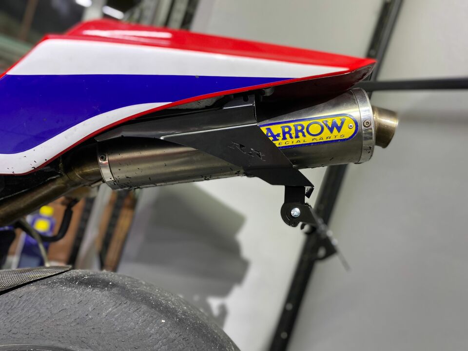 Honda Cbr 600RR 2007-17 Katlanabilir Plakalık